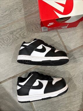 Nike Kids Black & White Low-Top Sneakers — Toddler/Youth